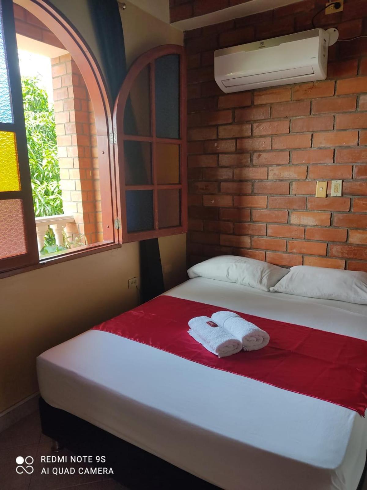 Hotel Boutique Los Gentiles Santa Fe de Antioquia Phòng bức ảnh