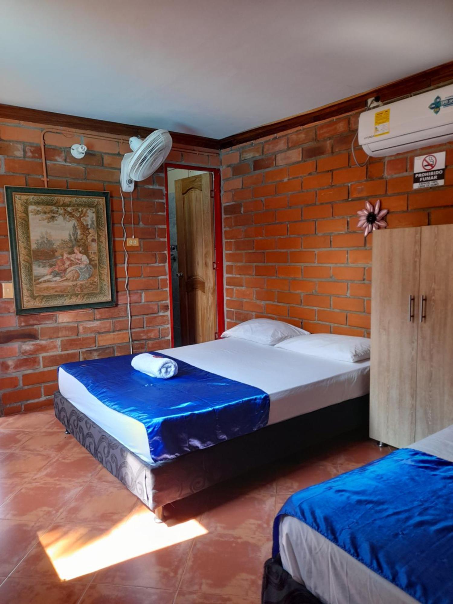 Hotel Boutique Los Gentiles Santa Fe de Antioquia Phòng bức ảnh