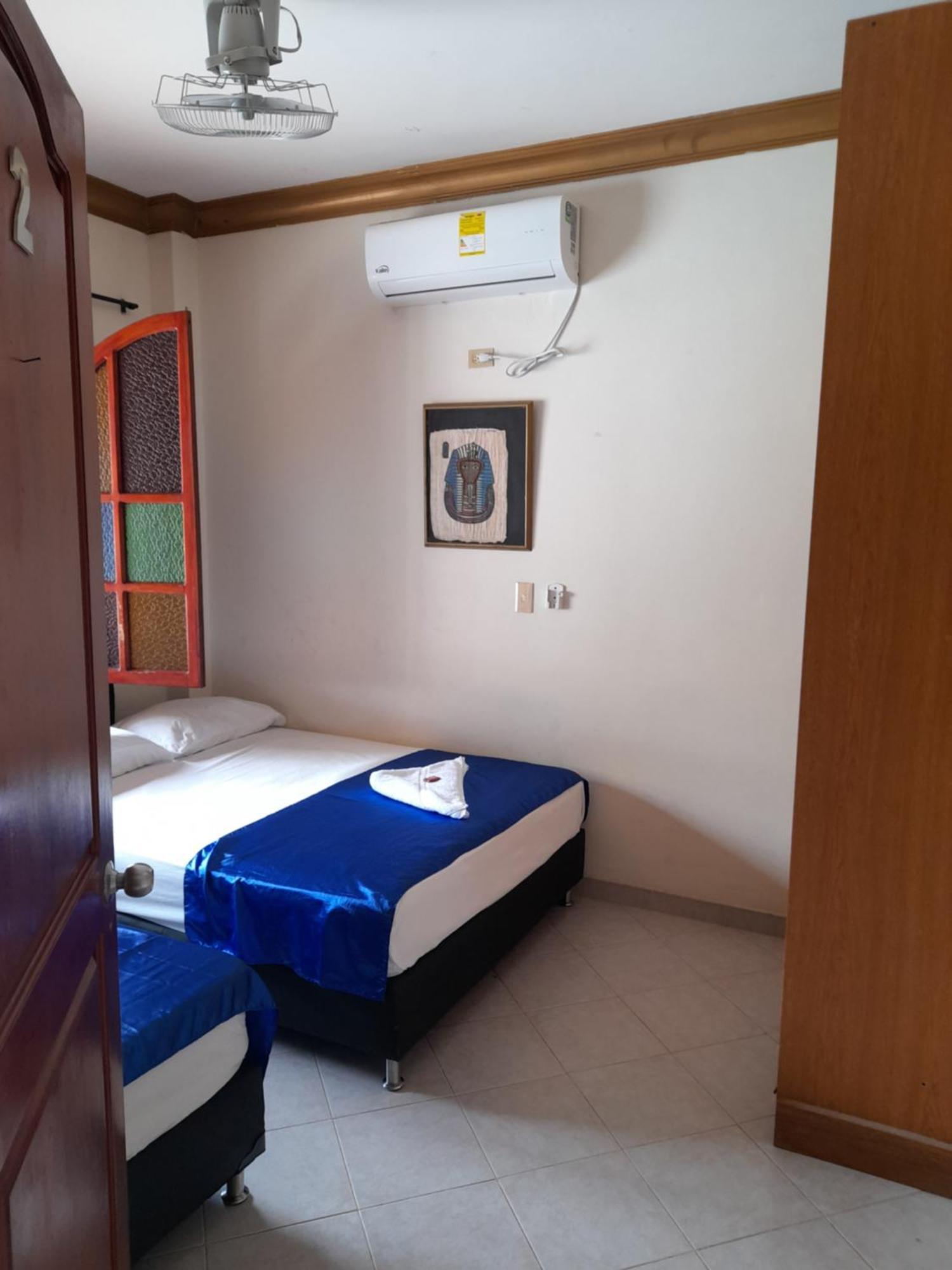 Hotel Boutique Los Gentiles Santa Fe de Antioquia Phòng bức ảnh