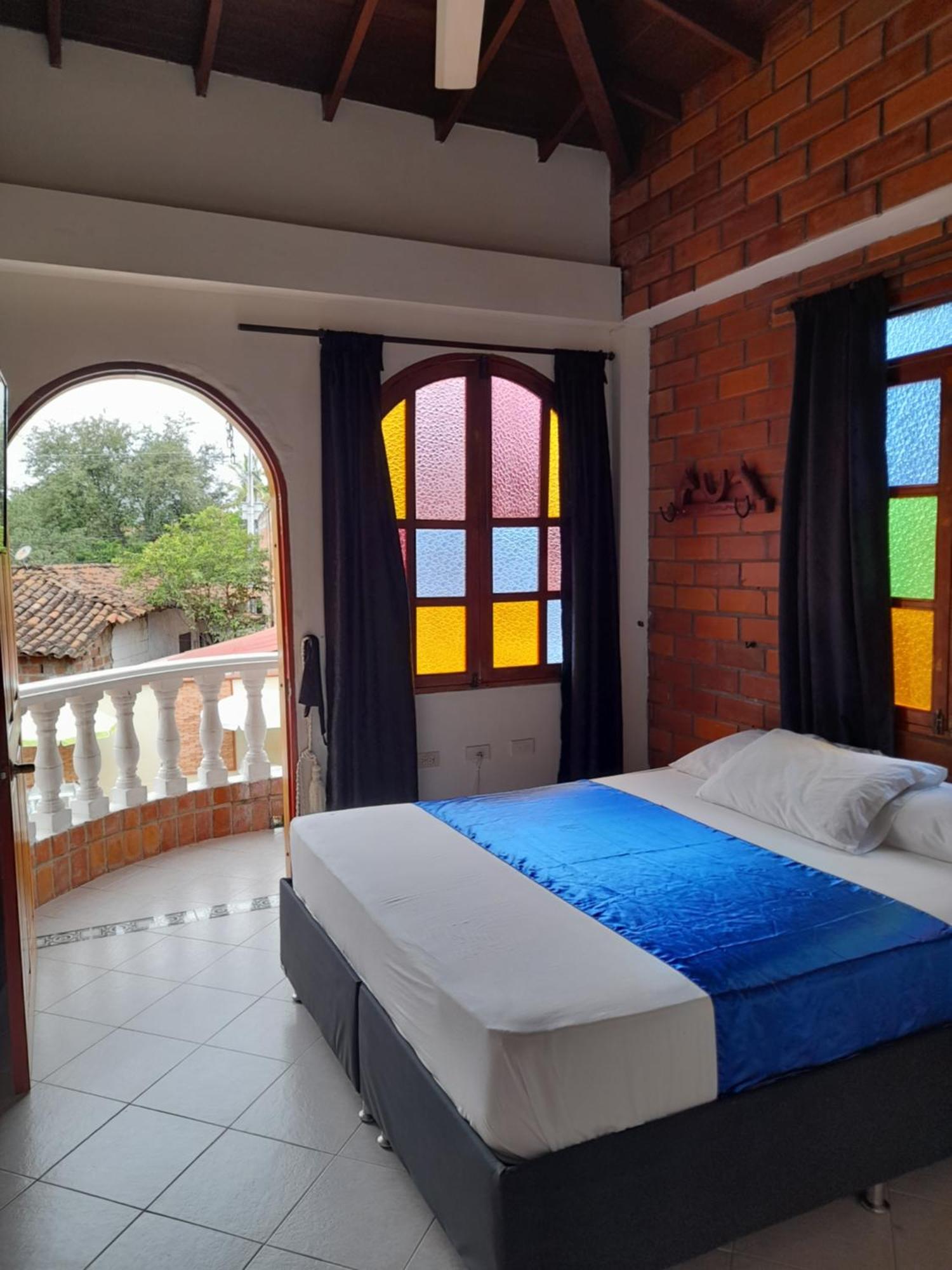 Hotel Boutique Los Gentiles Santa Fe de Antioquia Phòng bức ảnh