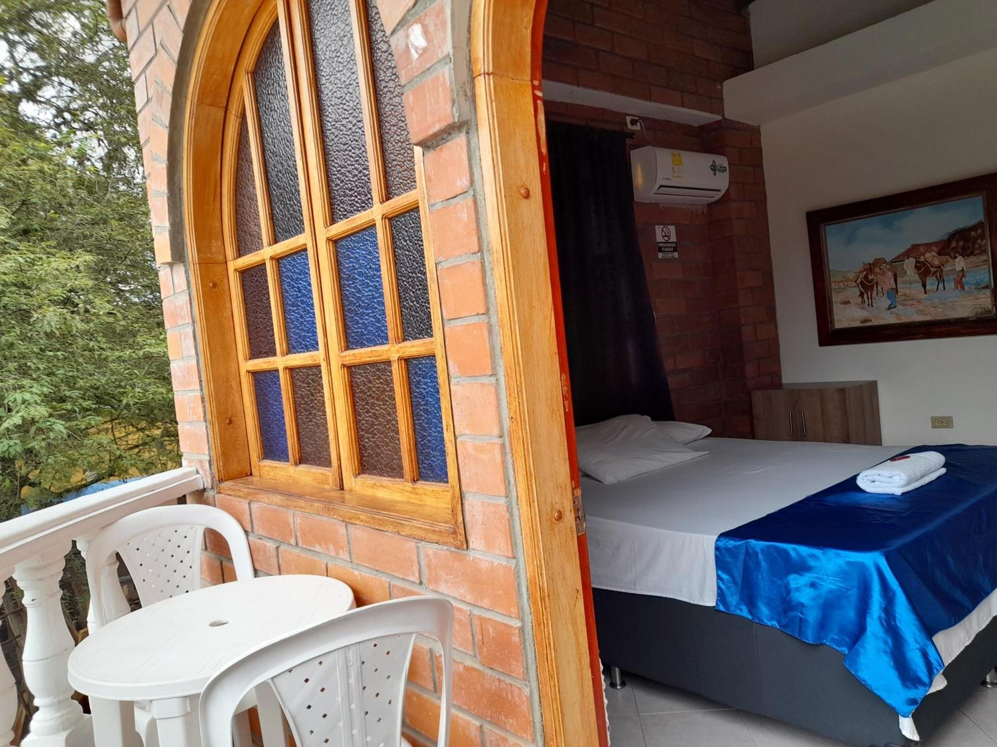 Hotel Boutique Los Gentiles Santa Fe de Antioquia Phòng bức ảnh